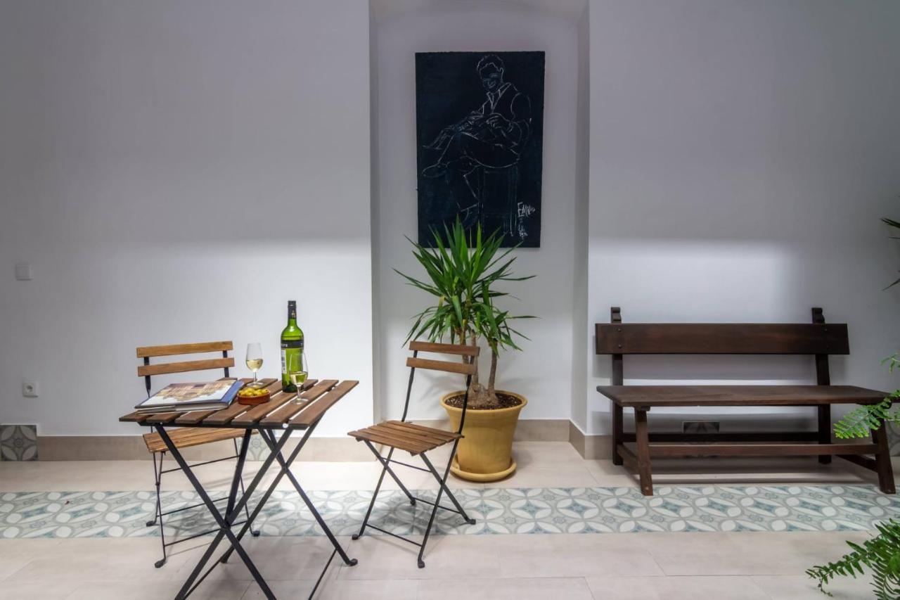 Apartamentos Turisticos Mamelon Jerez de la Frontera Eksteriør billede