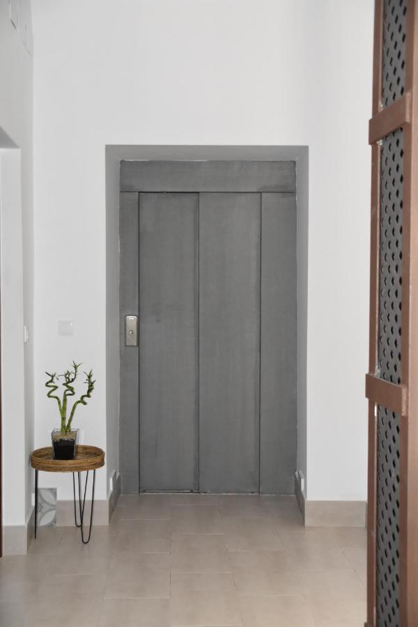 Apartamentos Turisticos Mamelon Jerez de la Frontera Eksteriør billede
