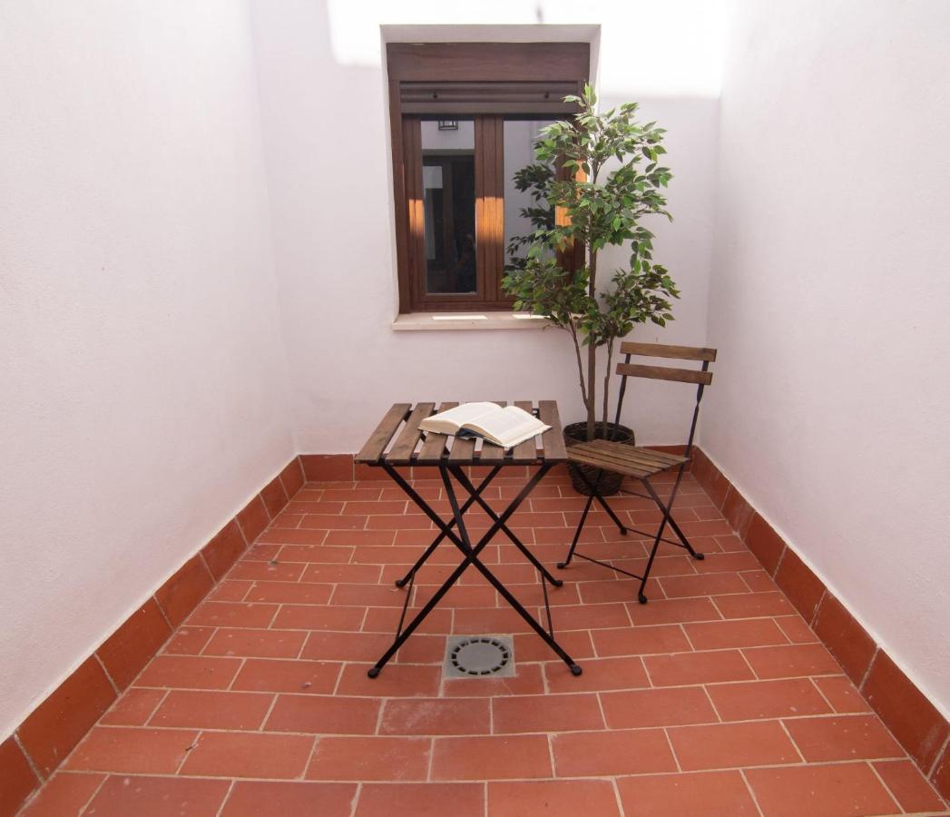Apartamentos Turisticos Mamelon Jerez de la Frontera Eksteriør billede