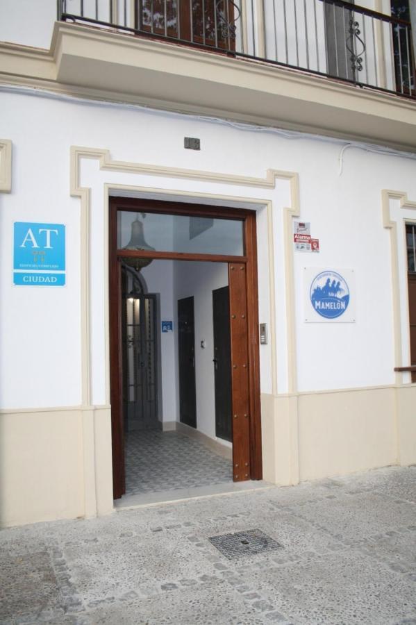 Apartamentos Turisticos Mamelon Jerez de la Frontera Eksteriør billede