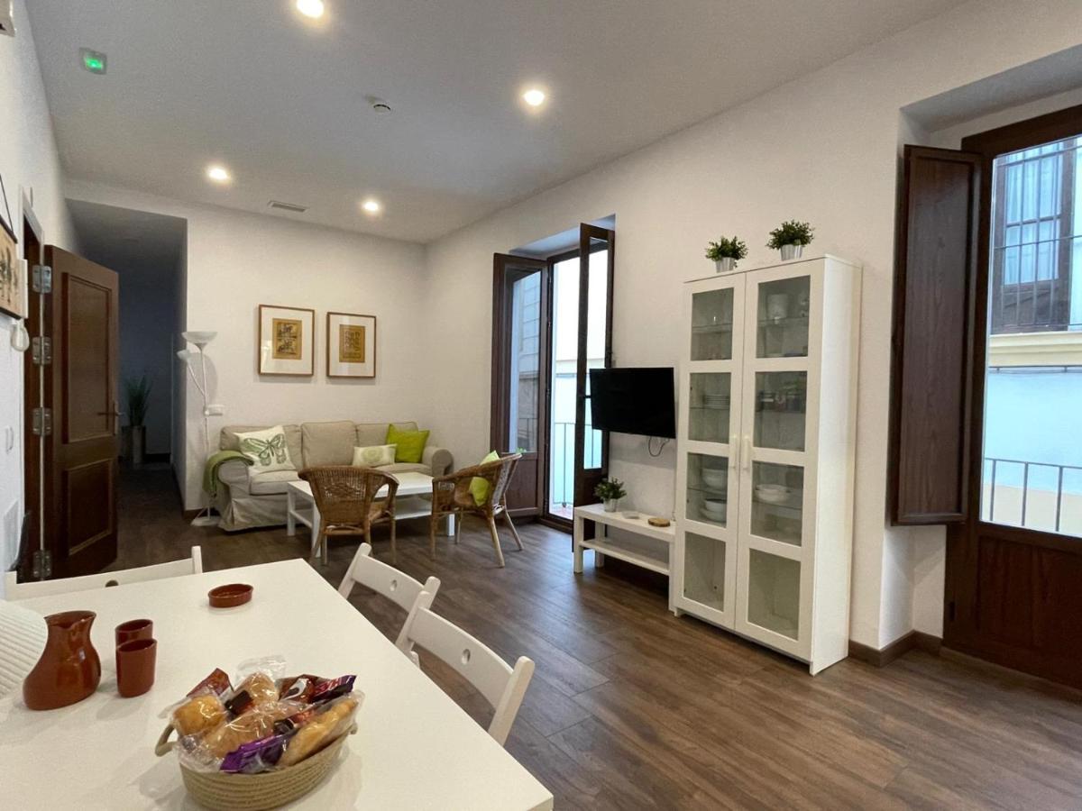 Apartamentos Turisticos Mamelon Jerez de la Frontera Eksteriør billede