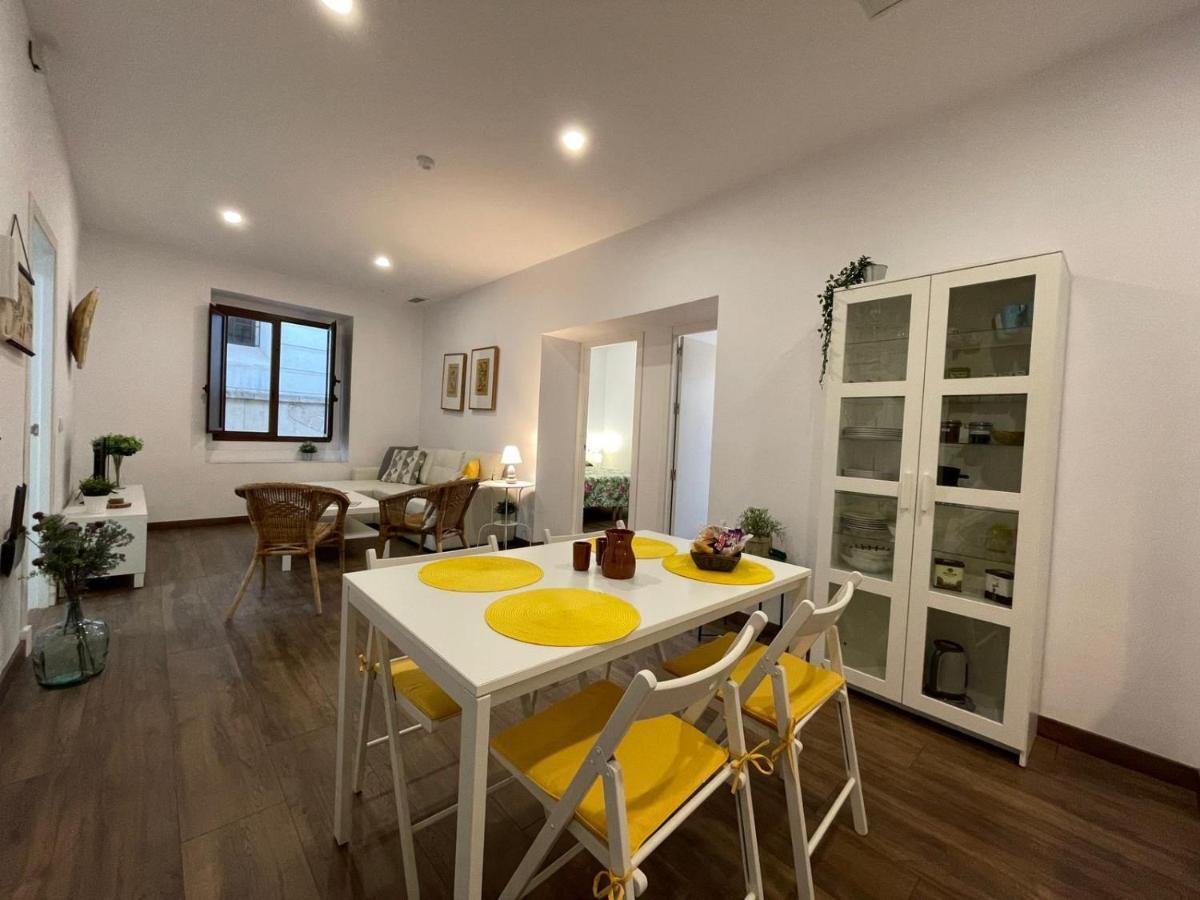 Apartamentos Turisticos Mamelon Jerez de la Frontera Eksteriør billede